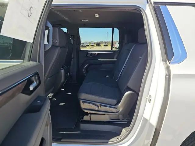 2026 Chevrolet Suburban LS, RWD