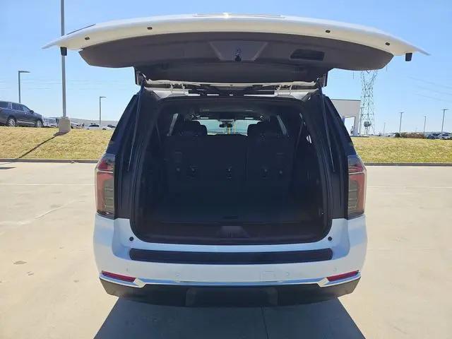 2026 Chevrolet Suburban LS, RWD
