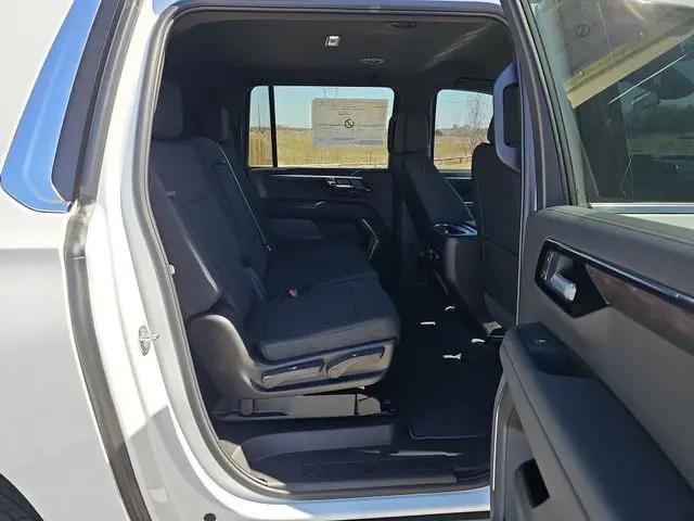 2026 Chevrolet Suburban LS, RWD