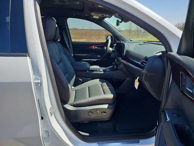 2026 Chevrolet Traverse FWD RS