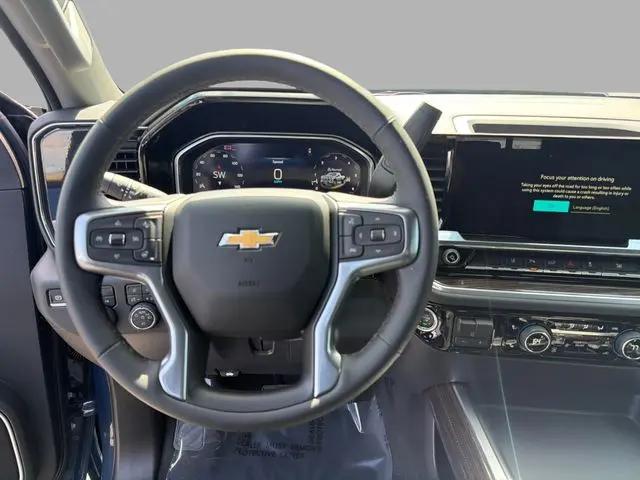 2026 Chevrolet Silverado 3500HD Crew Cab, Long Bed, LT Dual Rear Wheel, RWD