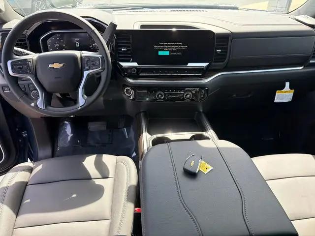 2026 Chevrolet Silverado 3500HD Crew Cab, Long Bed, LT Dual Rear Wheel, RWD