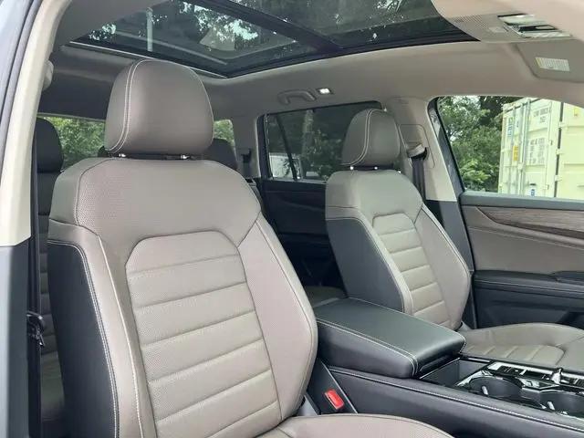 2026 Volkswagen Atlas SEL