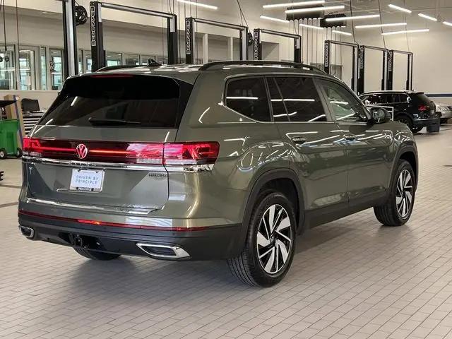 2026 Volkswagen Atlas SE with Technology