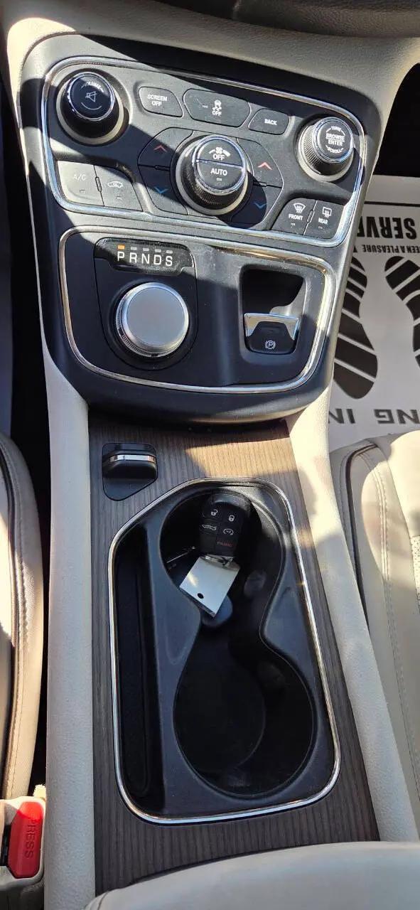 2015 Chrysler 200 C