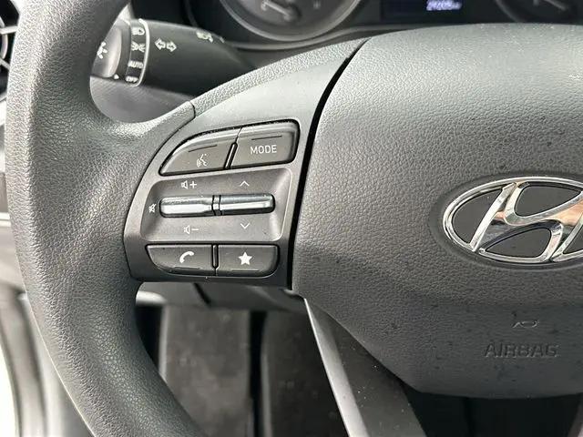 2023 Hyundai Kona SE