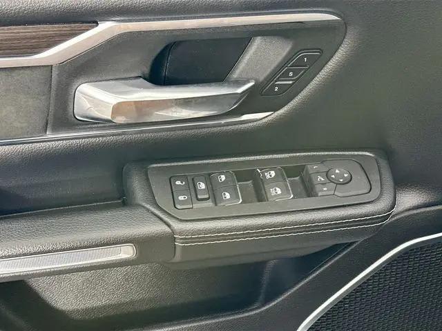 2025 Ram 1500 Laramie Crew Cab 4x4 5'7" Box