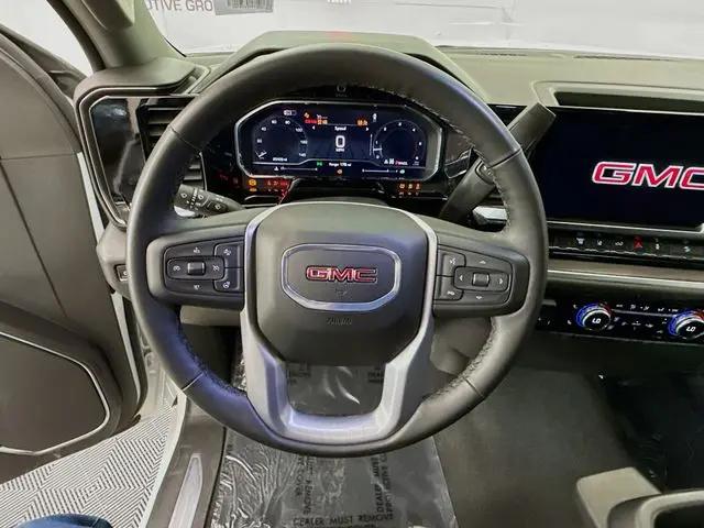 2025 GMC Sierra 2500HD 4WD Crew Cab Standard Bed SLT