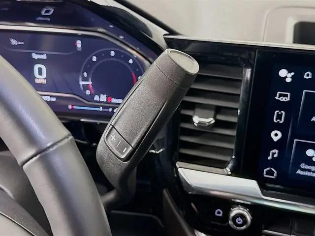 2025 GMC Sierra 2500HD 4WD Crew Cab Standard Bed SLT