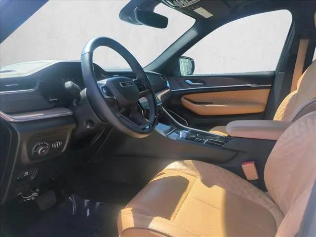 2023 Jeep Grand Cherokee L Summit 4x4