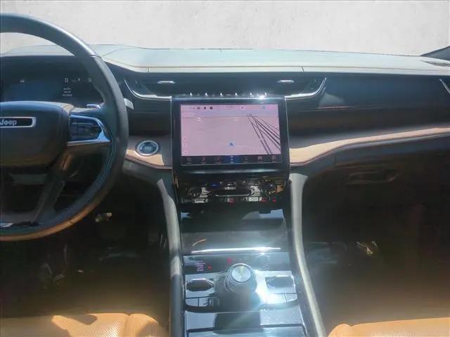 2023 Jeep Grand Cherokee L Summit 4x4