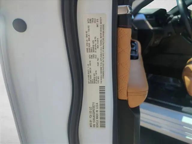 2023 Jeep Grand Cherokee L Summit 4x4