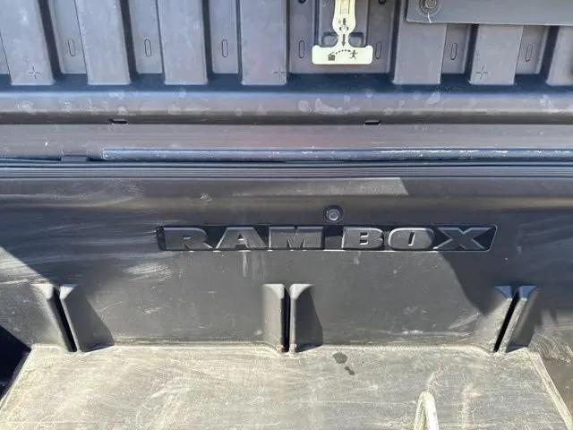 2017 Ram 1500 Lone Star Silver Crew Cab 4x4 5'7" Box