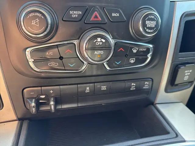 2017 Ram 1500 Lone Star Silver Crew Cab 4x4 5'7" Box