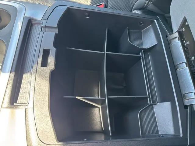 2017 Ram 1500 Lone Star Silver Crew Cab 4x4 5'7" Box