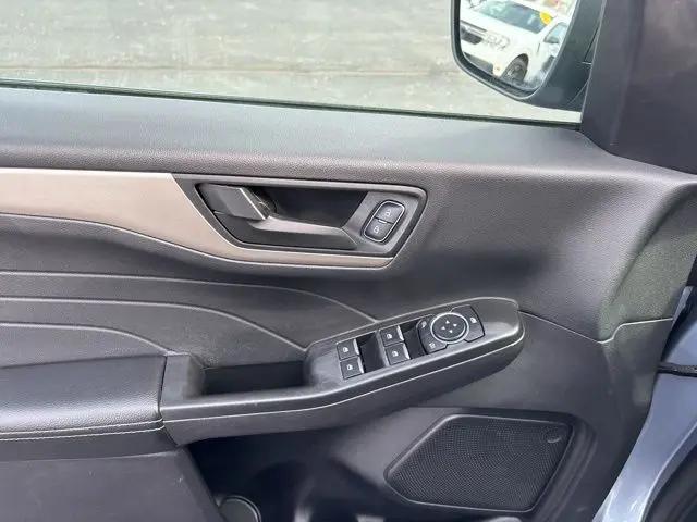 2022 Ford Escape SE Plug-In Hybrid