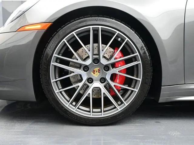 2024 Porsche 911 Targa 4S