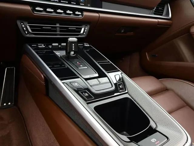 2024 Porsche 911 Targa 4S