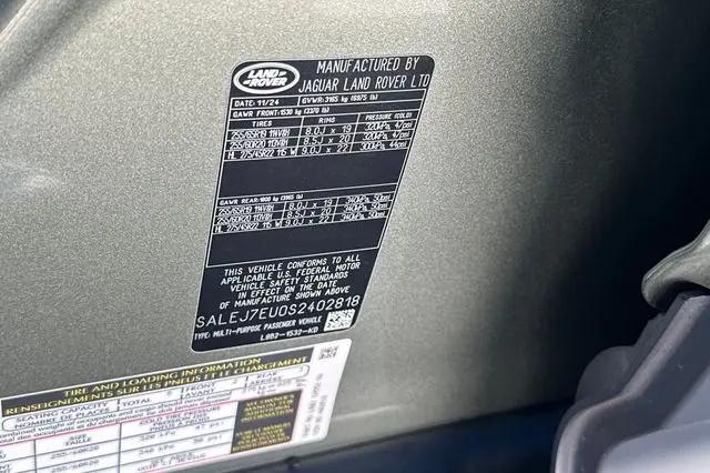 2025 Land Rover Defender 110 P400 S