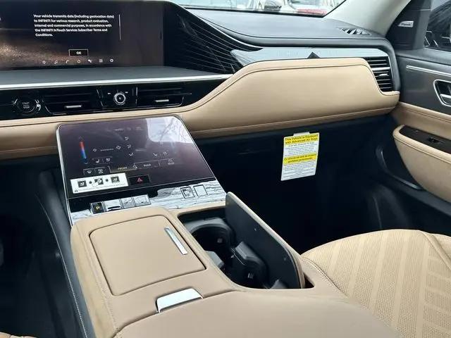 2026 INFINITI QX80 LUXE