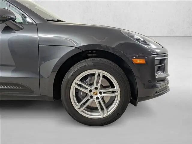 2023 Porsche Macan Macan