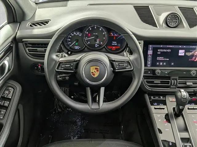 2023 Porsche Macan Macan