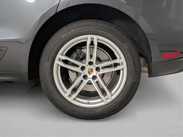 2023 Porsche Macan Macan