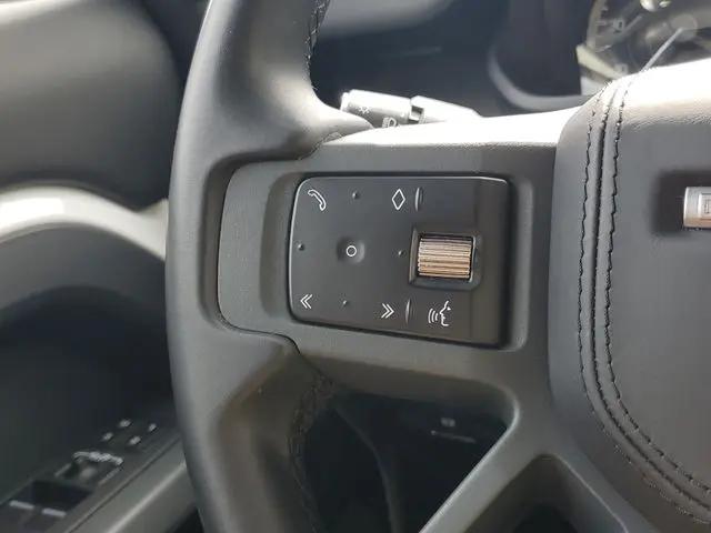 2023 Land Rover Defender 130 X-Dynamic SE