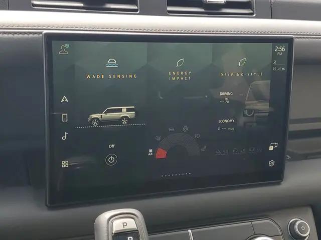 2023 Land Rover Defender 130 X-Dynamic SE