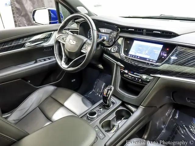2025 Cadillac XT6 AWD Premium Luxury