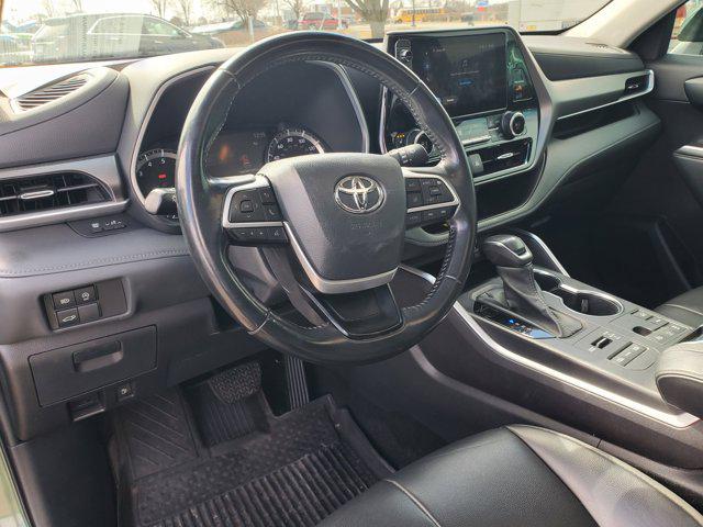 2023 Toyota Highlander XLE