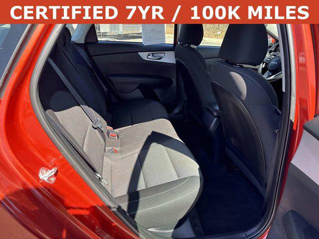2023 Kia Forte LXS - Photo 11