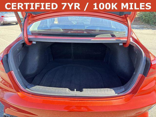 2023 Kia Forte LXS - Photo 12