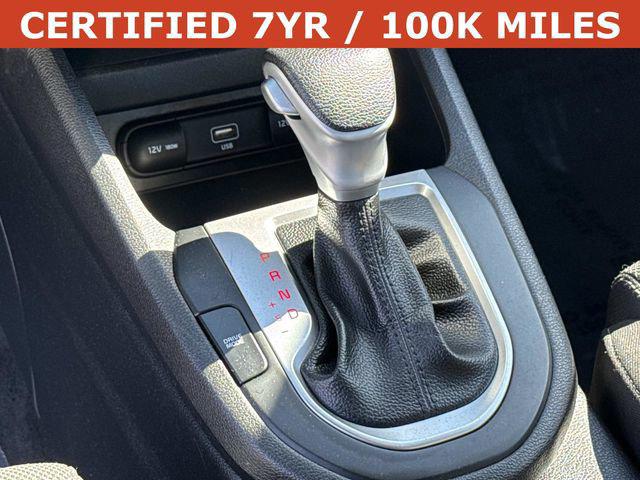 2023 Kia Forte LXS - Photo 22