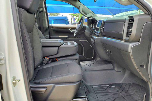 2026 Chevrolet Silverado 1500 2WD Crew Cab Short Bed LT
