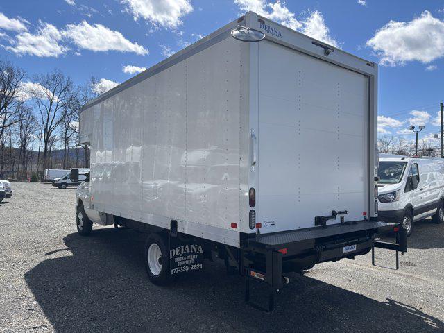 2026 Ford E-350 Cutaway E-350 DRW 158" WB