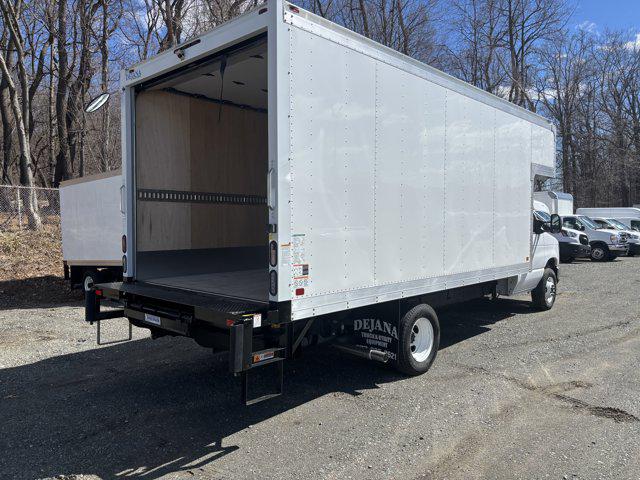 2026 Ford E-350 Cutaway E-350 DRW 158" WB