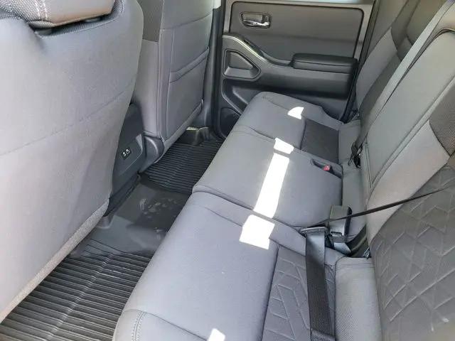 2026 Nissan Frontier Crew Cab SV 4x4