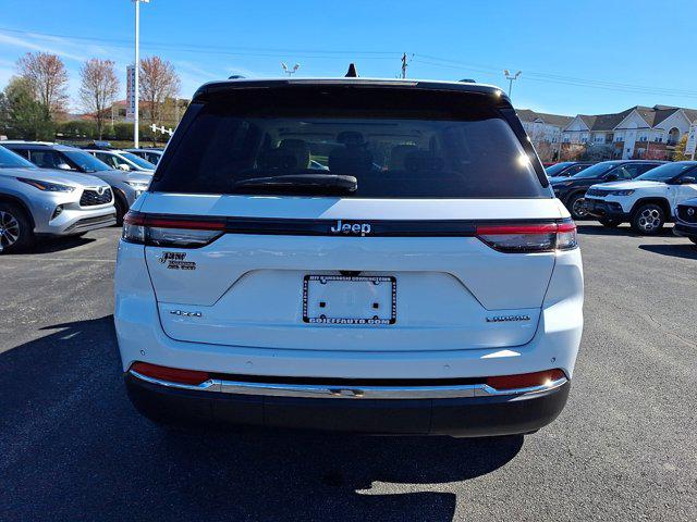 2022 Jeep Grand Cherokee Laredo 4x4