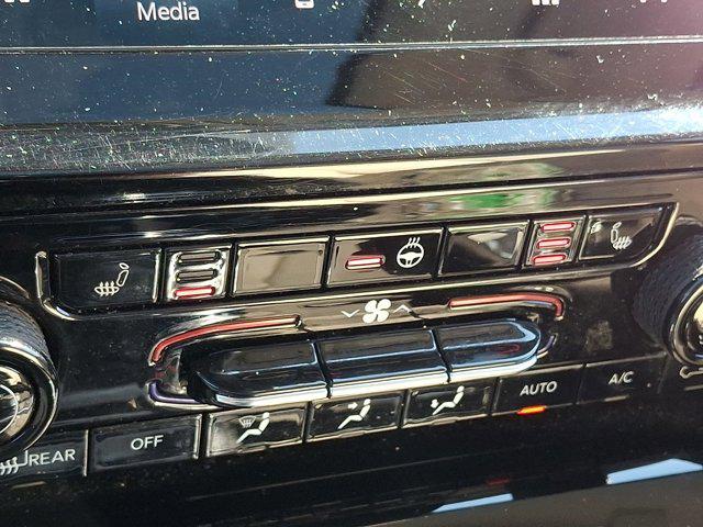 2022 Jeep Grand Cherokee Laredo 4x4