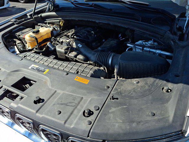 2022 Jeep Grand Cherokee Laredo 4x4