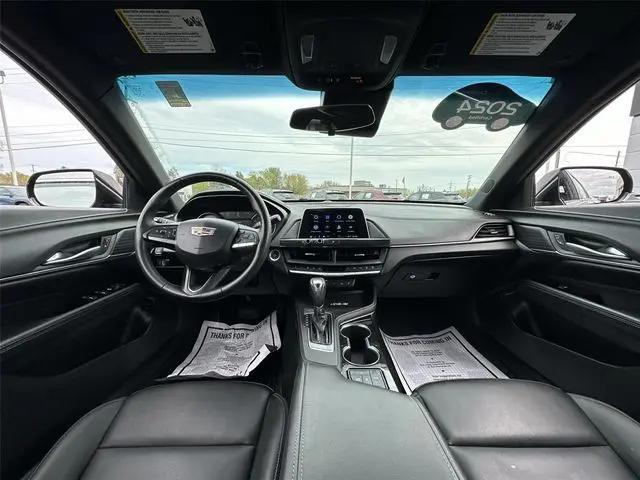 2023 Cadillac CT4 Luxury