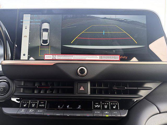 2026 Toyota Crown Platinum