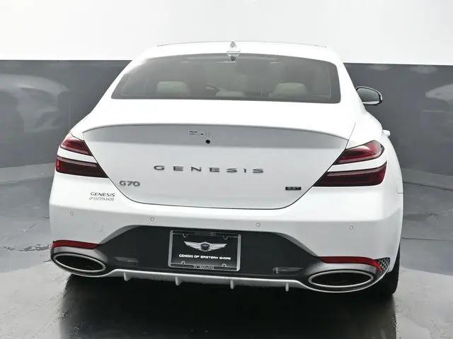 2025 Genesis G70 3.3T RWD Sport Advanced