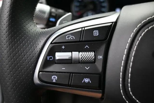 2025 Genesis G70 3.3T RWD Sport Advanced