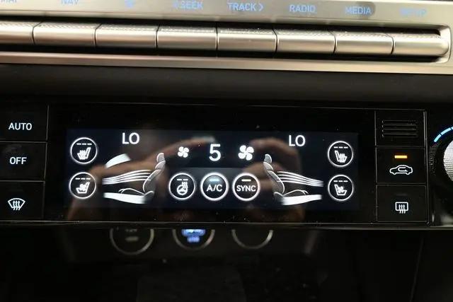 2025 Genesis G70 3.3T RWD Sport Advanced