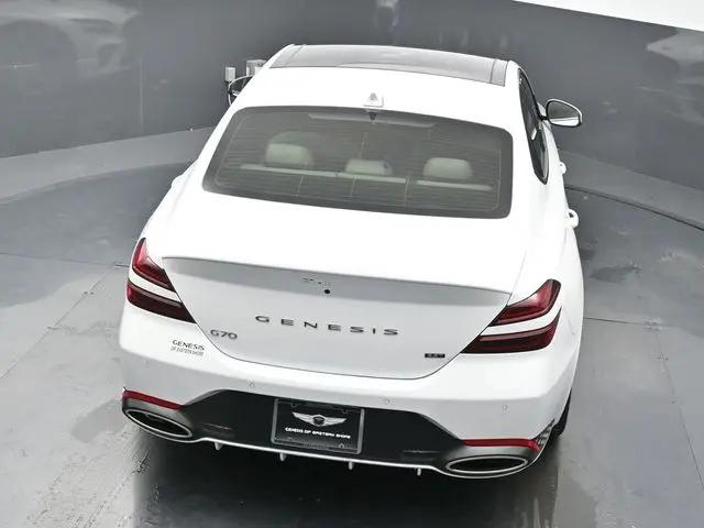 2025 Genesis G70 3.3T RWD Sport Advanced