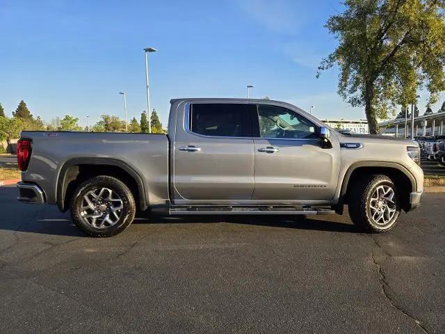 2026 GMC Sierra 1500 Crew Cab, Short Bed, SLT, 4WD