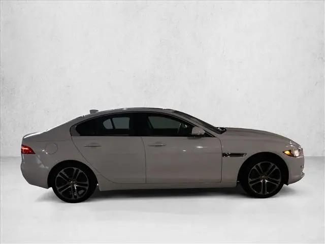 2017 Jaguar XE 35t Premium