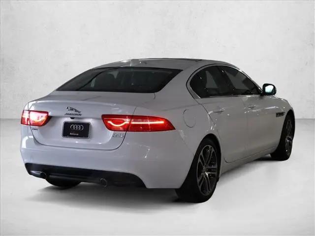 2017 Jaguar XE 35t Premium